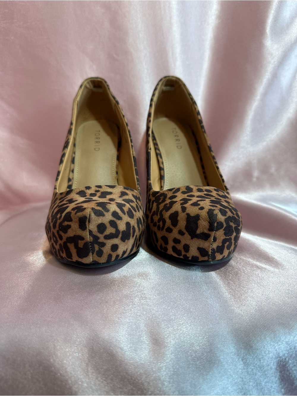 torrid Leopard Print Round Toe Flats in Tan and Black